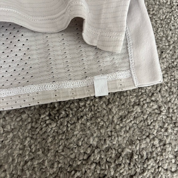 Lululemon Cropped Tank - Picture 5 of 5